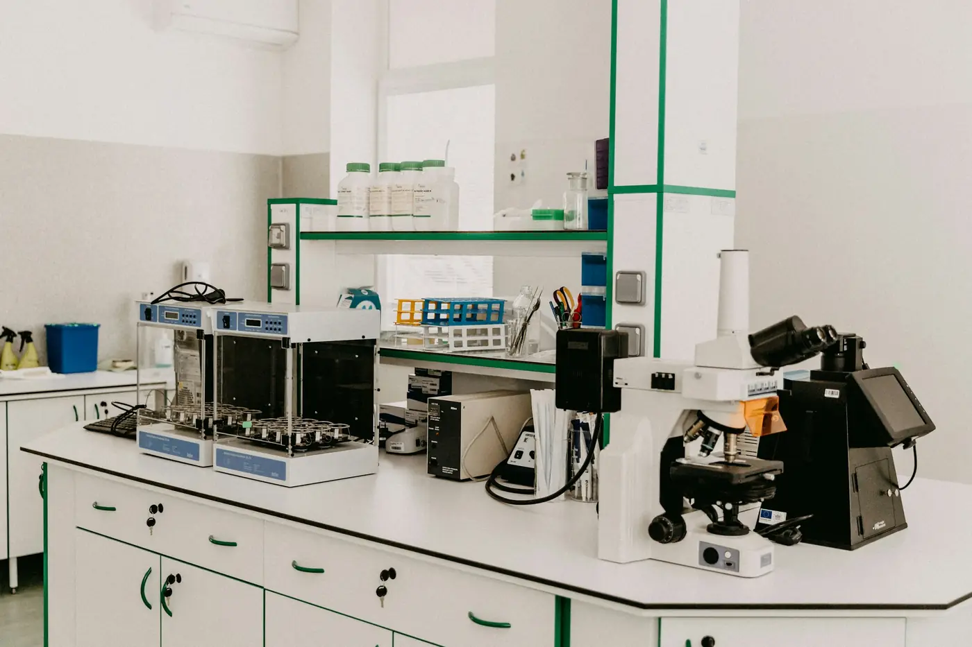 Laboratory bench with a microscope and analysis equipment