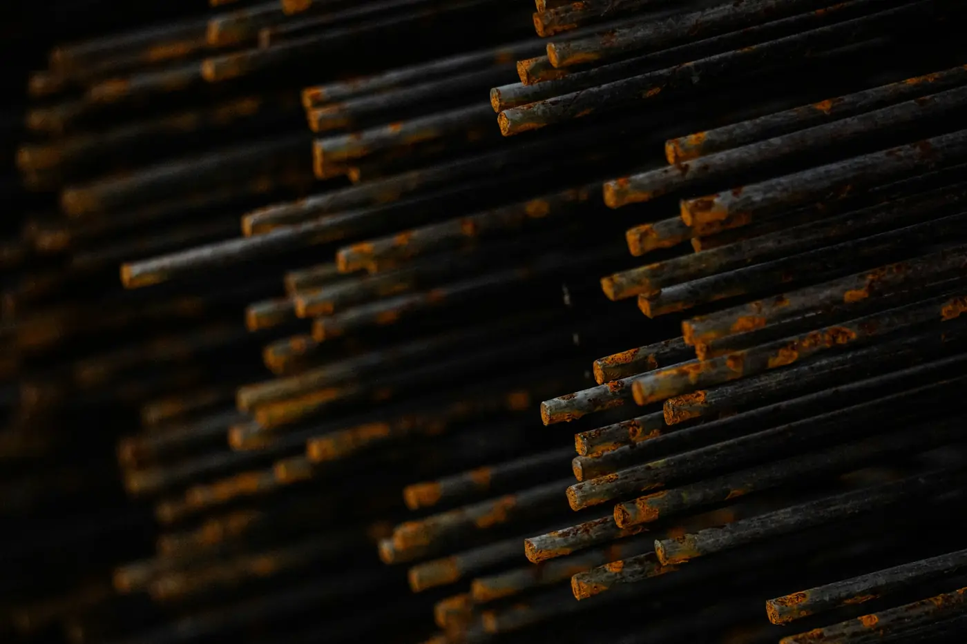 Ends of stacked steel reinforcing bars